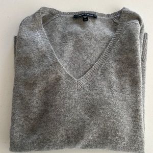 Cashmere - Judith and Charles sweater